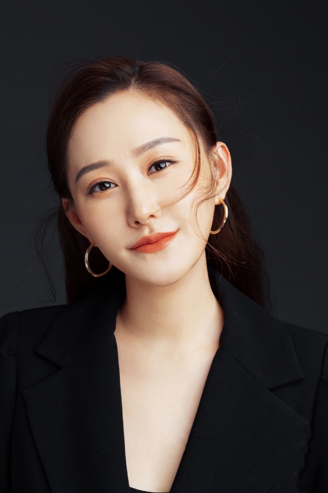 岳佳(产业教授行业导师)(1).jpg 岳佳(产业教授行业导师)(1).jpg